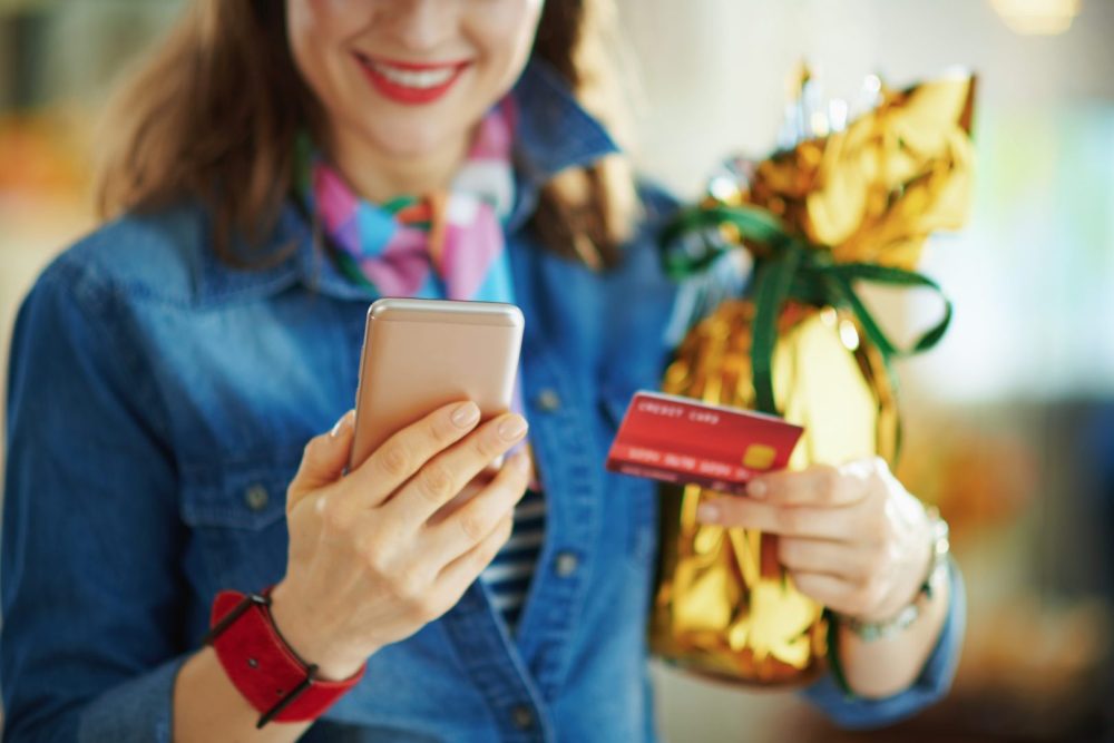 holiday shopping, holiday marketing strategies